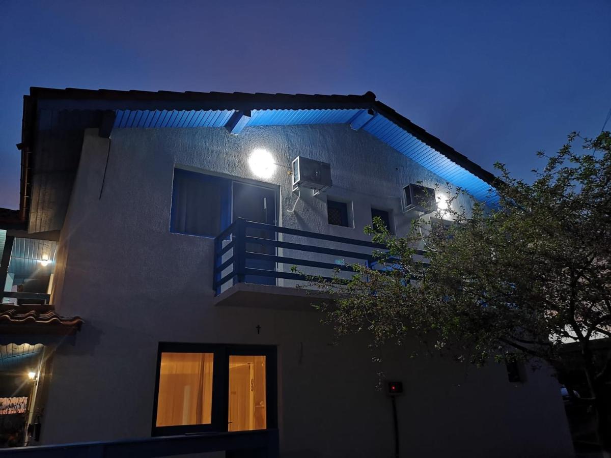 Отель Casa David Dunavatu de Sus Экстерьер фото